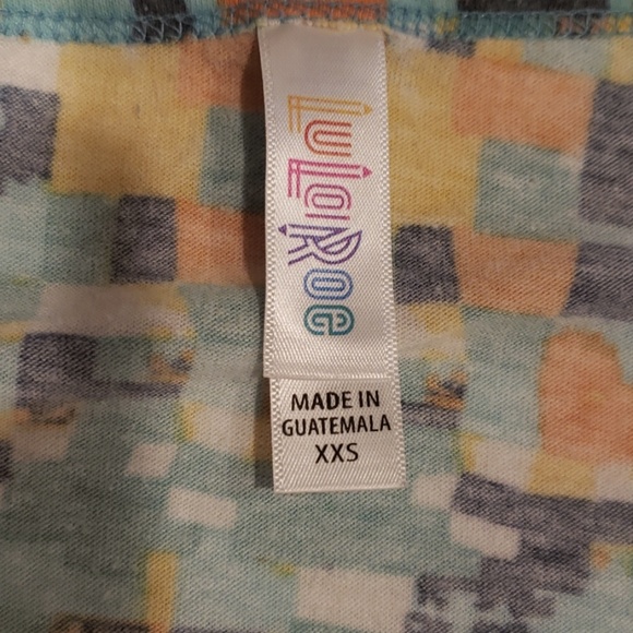 4/$25 LuLaRoe Shirt - Picture 3 of 3